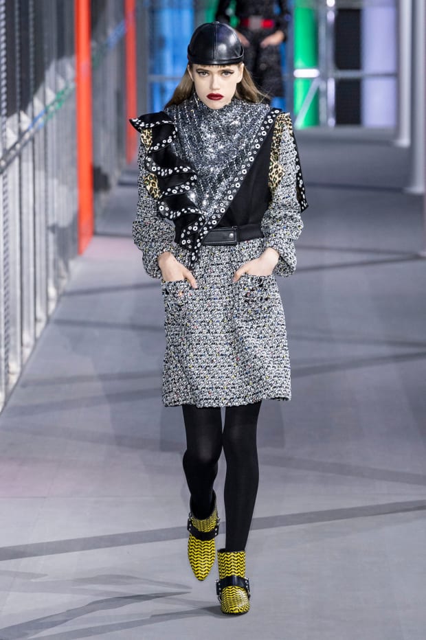 Louis Vuitton's ss19 Paris Fashion Week show: retro-futurist power fashion
