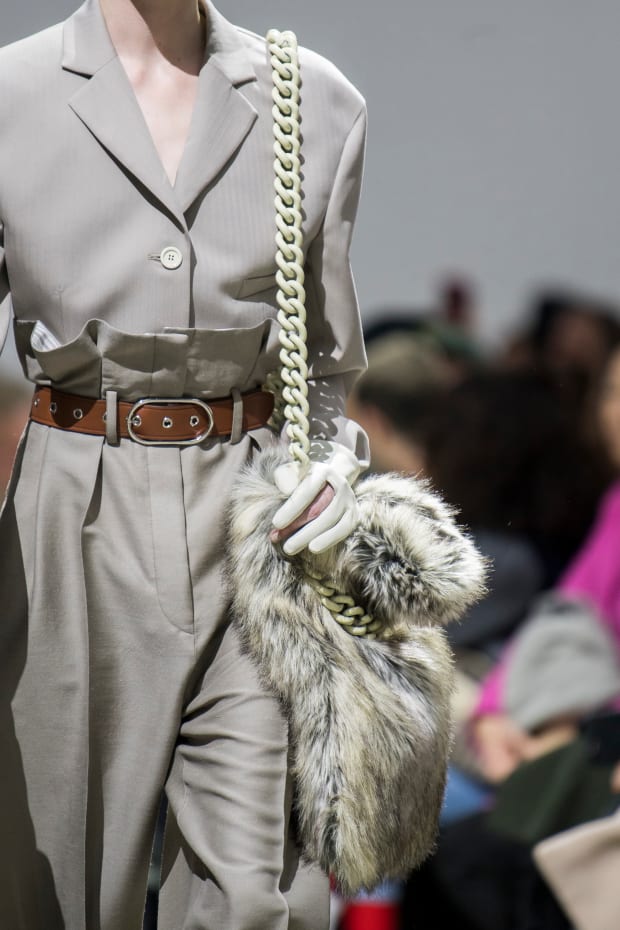 NYFW street style handbags fall 2019: YSL shoulder bags – Bay Area  Fashionista