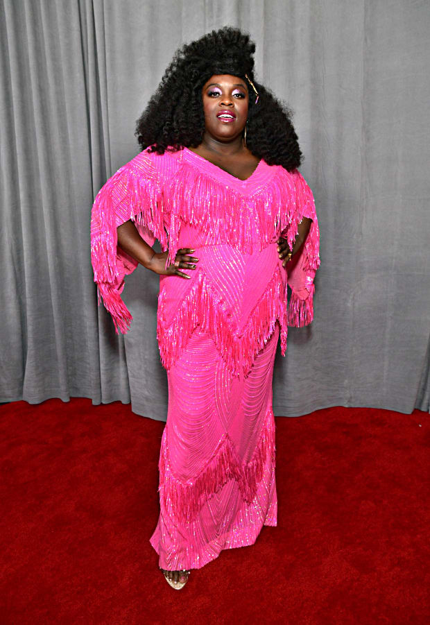 Every Look From the 2020 Grammys Red Carpet - Fashionista