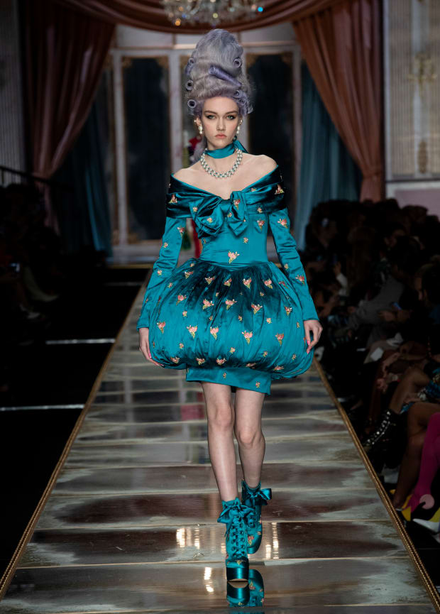 Jeremy Scott Puts Models In Marie Antoinette Cosplay For Moschino Fall 2020 Fashionista