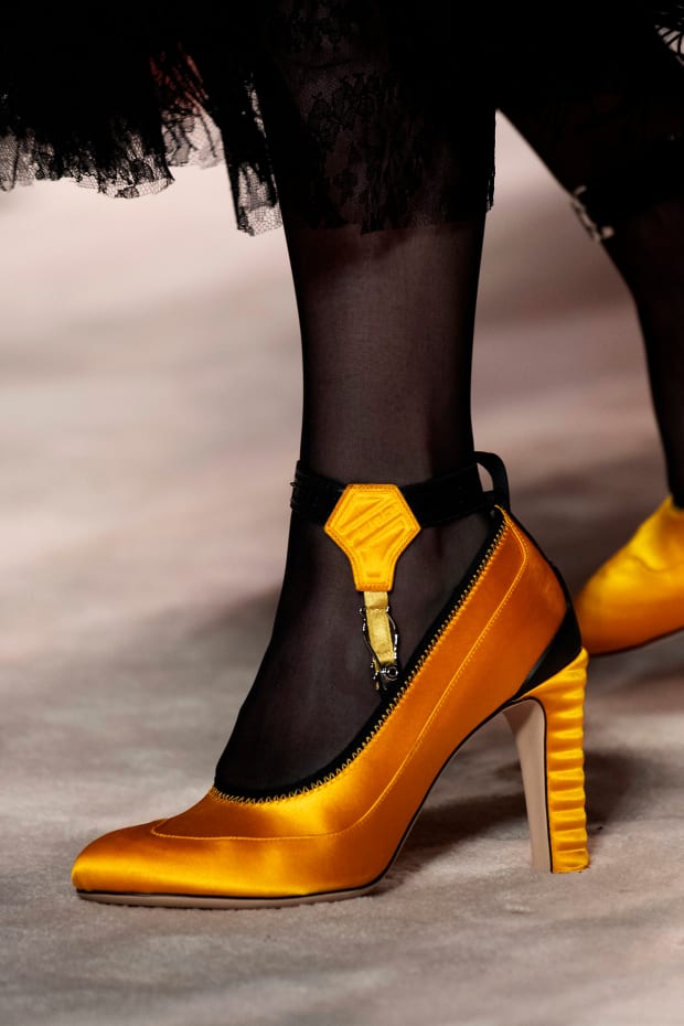 Jimmy Choo Fall 2020 Collection at Milan Fashion Week – Footwear News