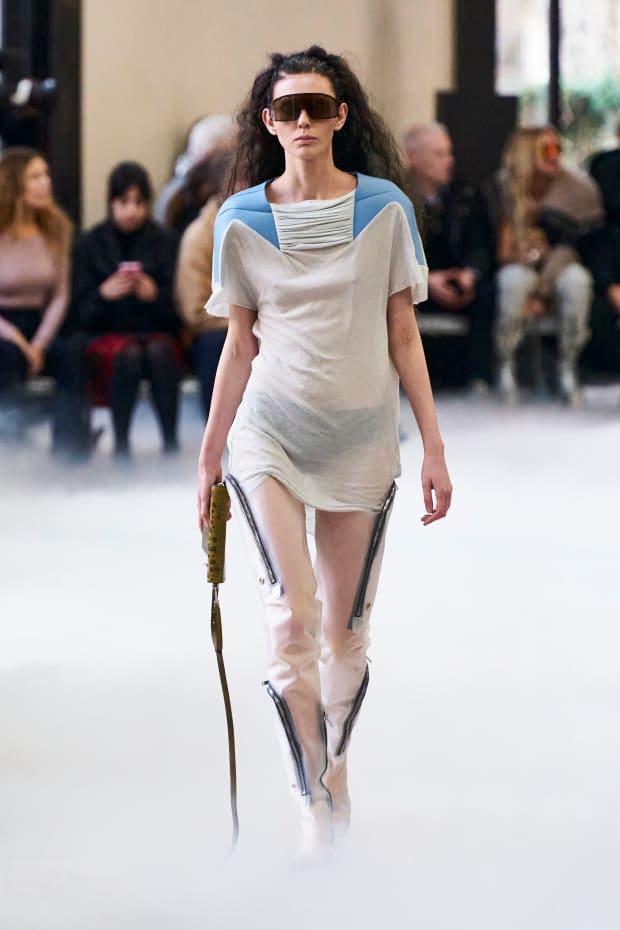 The Rick Owens Paris Fashion Week 2020 Show Features 'Puffer Capes' –  StyleCaster