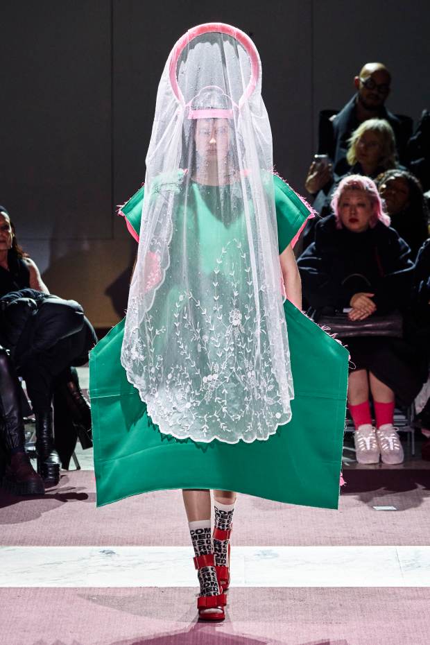 Comme des Garçons Kept Things Weird for Fall 2020 - Fashionista