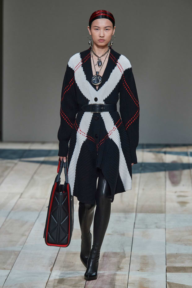 Sarah Burton Presents a 'Love Letter to Women' for Alexander McQueen Fall  2020 - Fashionista