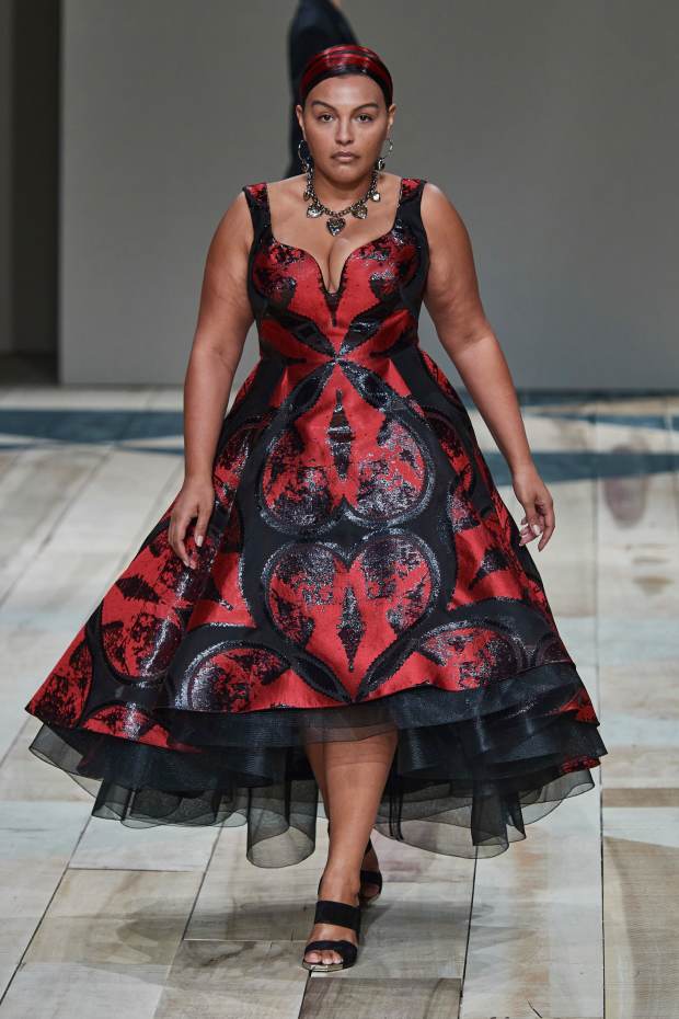 Sarah Burton Presents a 'Love Letter to Women' for Alexander McQueen Fall  2020 - Fashionista