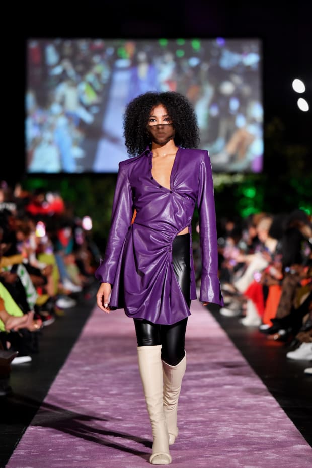 skøjte vente Brudgom Hanifa Staged Its Inaugural Fashion Show in D.C. - Fashionista