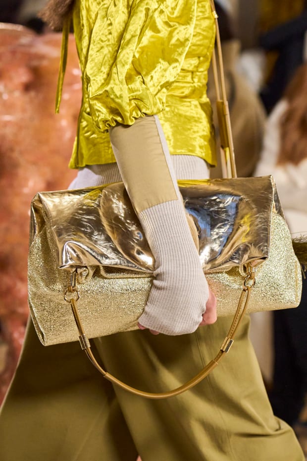 Fashionista's 36 Favorite Bags From the New York Fall 2022 Runways -  Fashionista