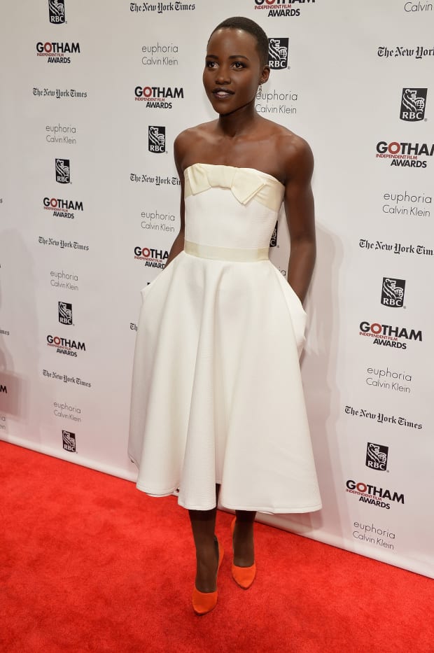 Lupita Nyong'o In Roland Mouret & Louis Vuitton - Star Wars Mexico City  Photocall & Premiere - Red Carpet Fashion Awards