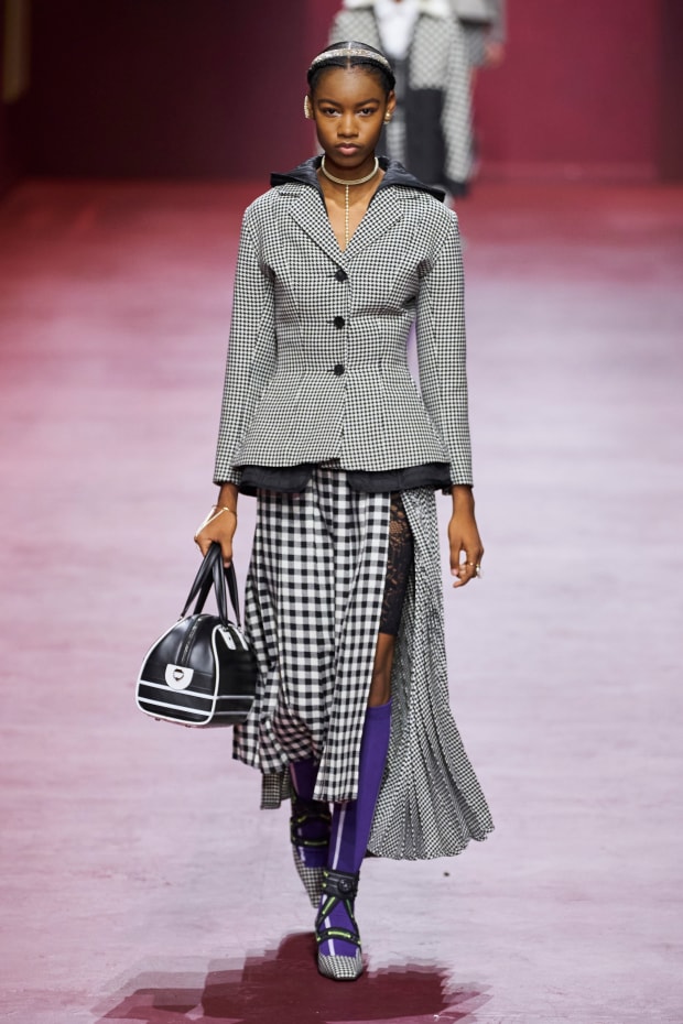 Christian Dior Fall 2022 Collection - Fashionista