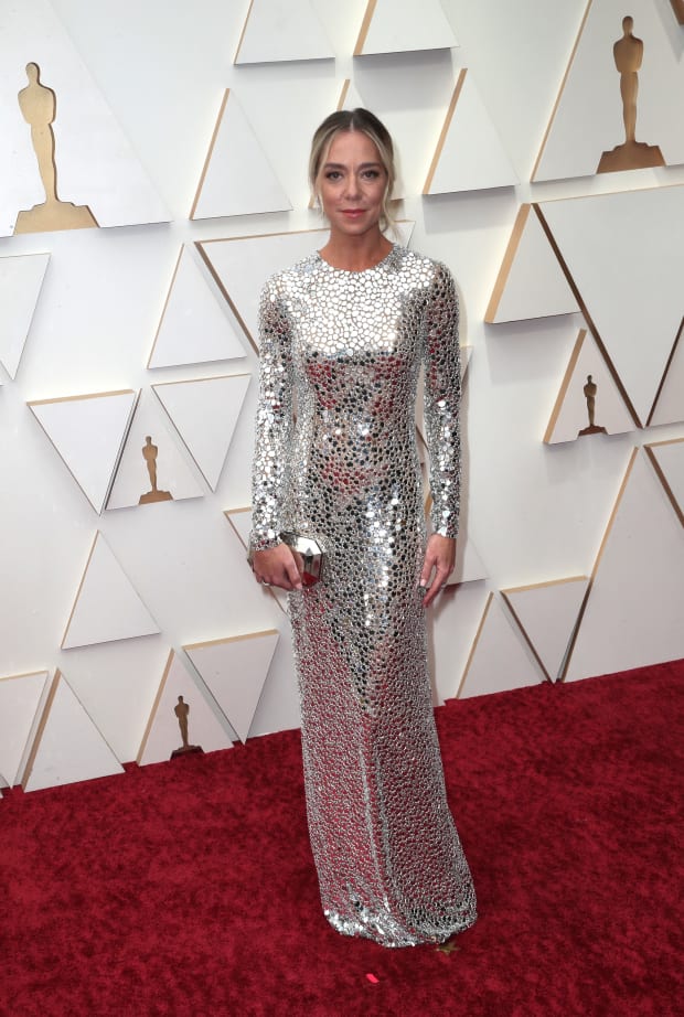 Oscars 2022 Red Carpet: Every Look, Dress, Outfit - Fashionista