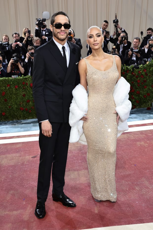 Red Carpet Rundown: The Hottest Looks From The 2022 Met Gala