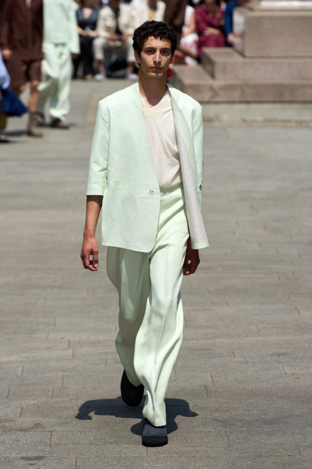 The 7 Biggest Spring 2024 Trends From the Men's Fashion Week Runways -  Fashionista