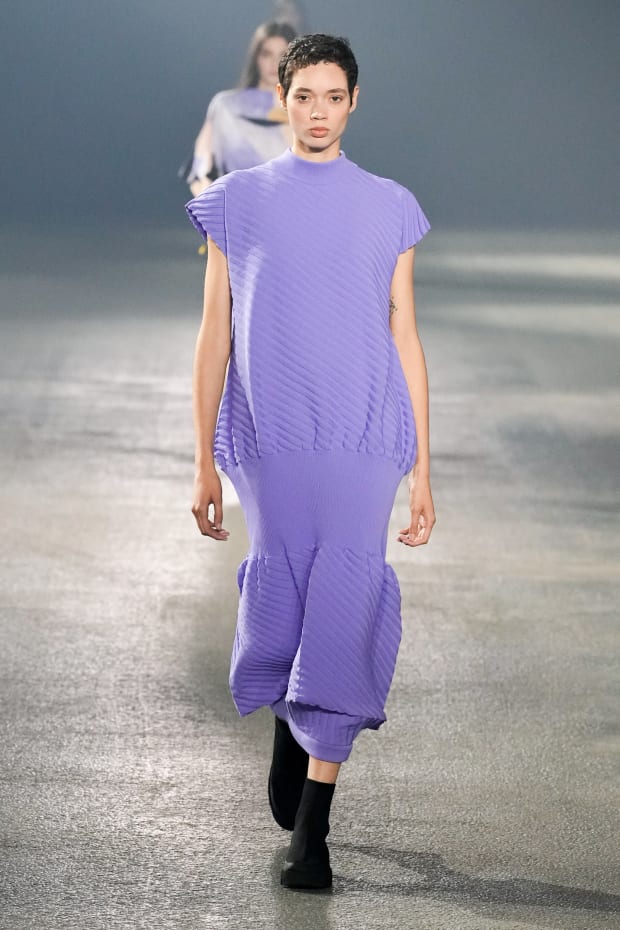 Issey Miyake FW23 Proves It's Chic to Be Square