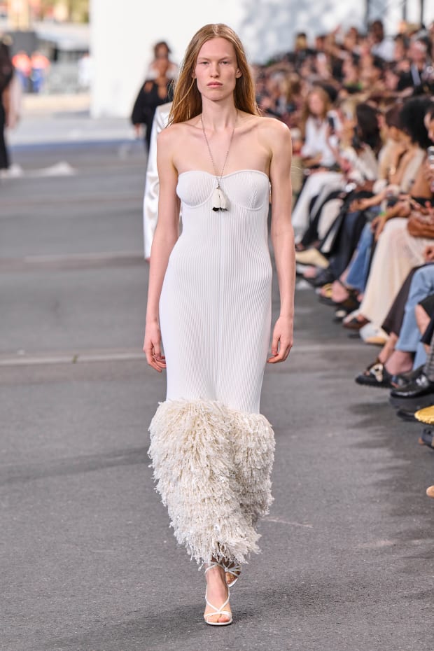 Gabriela Hearst Really Went Out With a Bang for Chloé Spring 2024 -  Fashionista