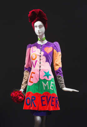 ysl exhibition 1