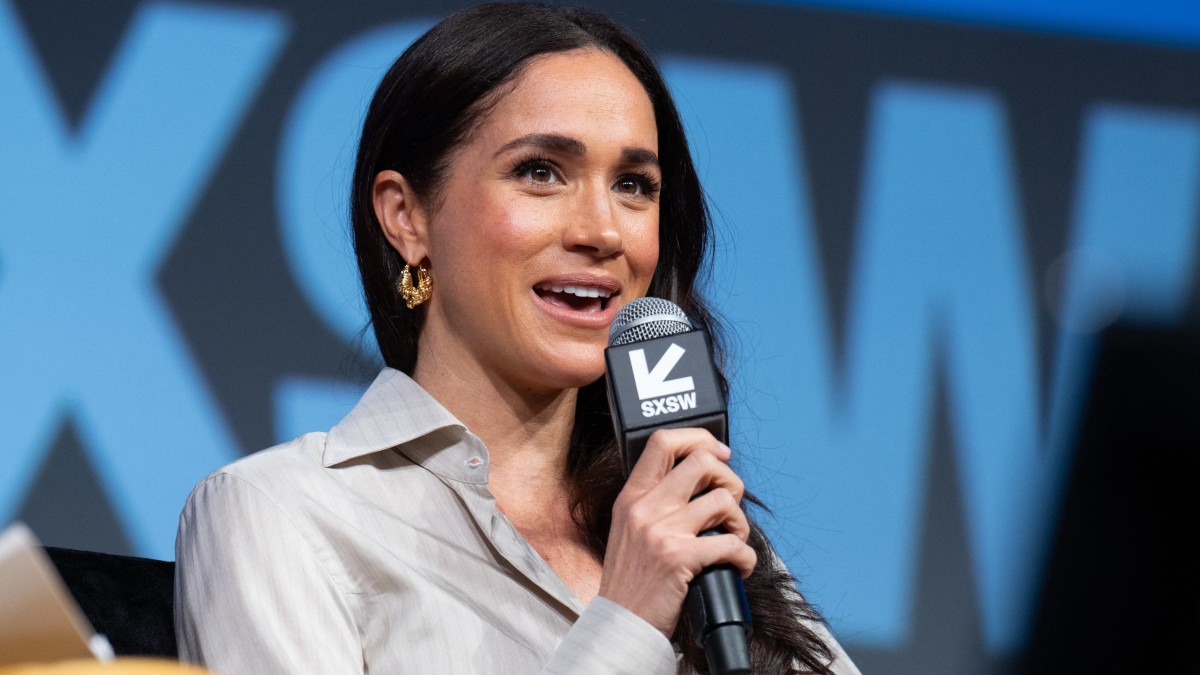 Meghan Markle Wore a Thing: Giuliva Heritage Silk Set at SXSW Edition