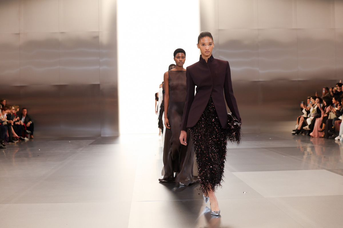Must Read: Fendi Cancels June Couture Show, Chopova Lowena wins 2024 BFC/’Vogue’ Designer Fashion Fund