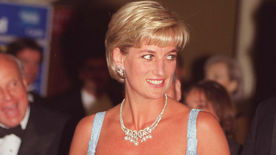 Great Outfits in Fashion History, All Stars Edition: Princess Diana