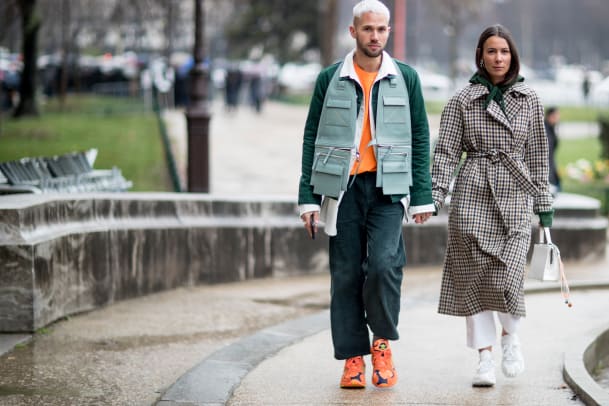 The Street Style Crowd at Paris Men s Fashion Week Brought Back