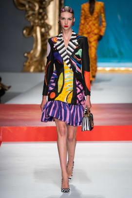 Jeremy Scott Channels Picasso for Moschino s Spring 2020