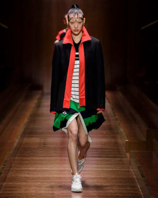 Burberry deals tate modern