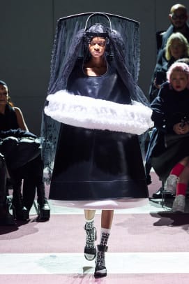 Comme des Gar ons Kept Things Weird for Fall 2020 Fashionista