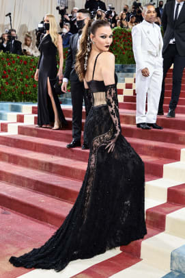 Black dress met gala shop