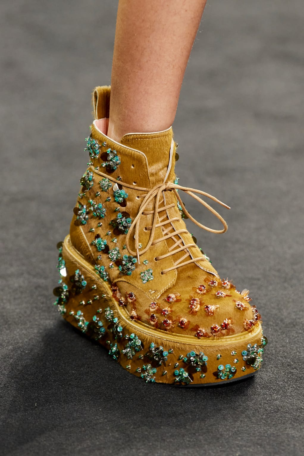 trendy women's shoes fall 2020