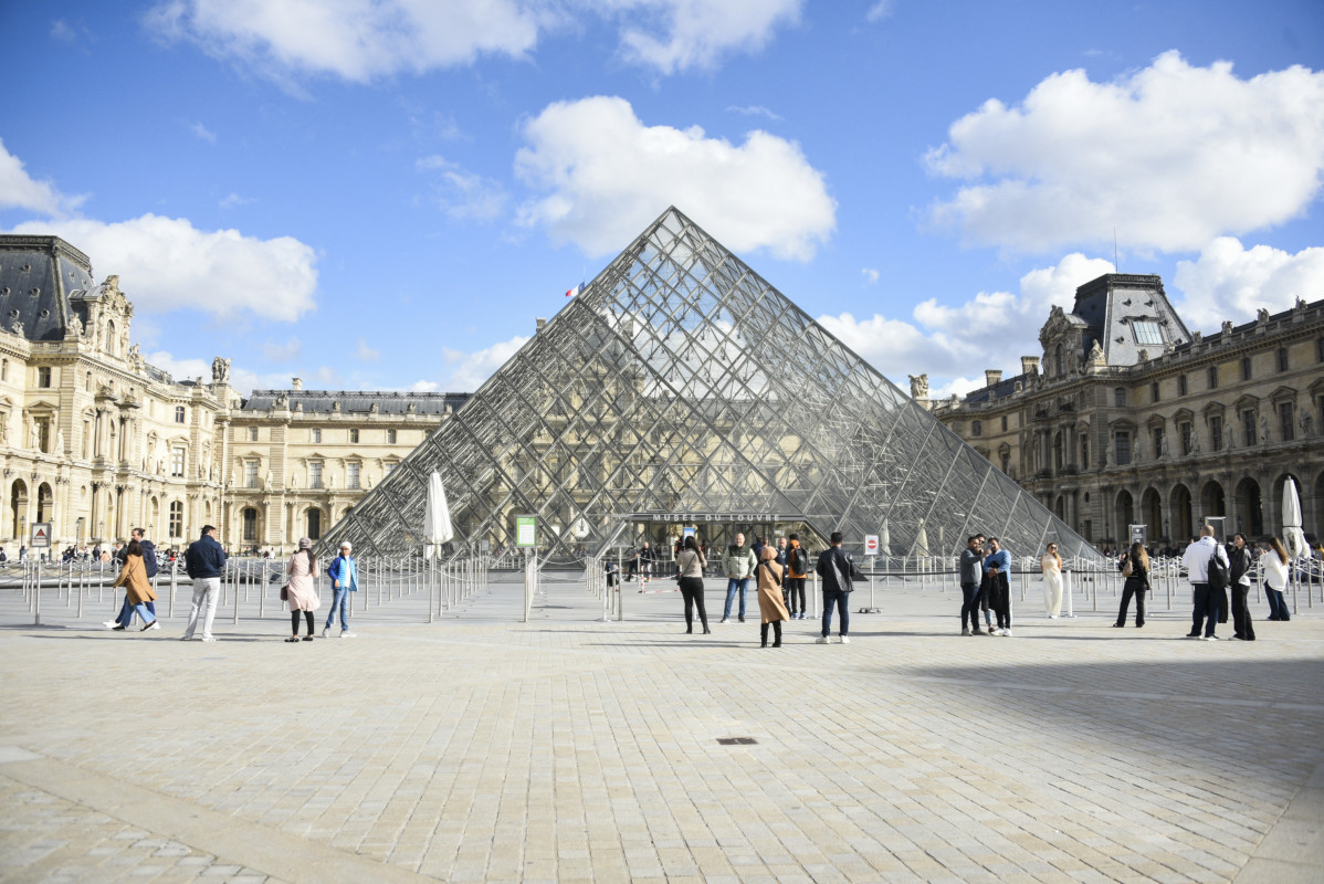 Must Read: The Louvre to Celebrate First-Ever Fashion Exhibit With PFW Gala, A Closer Look at Recycled Gold