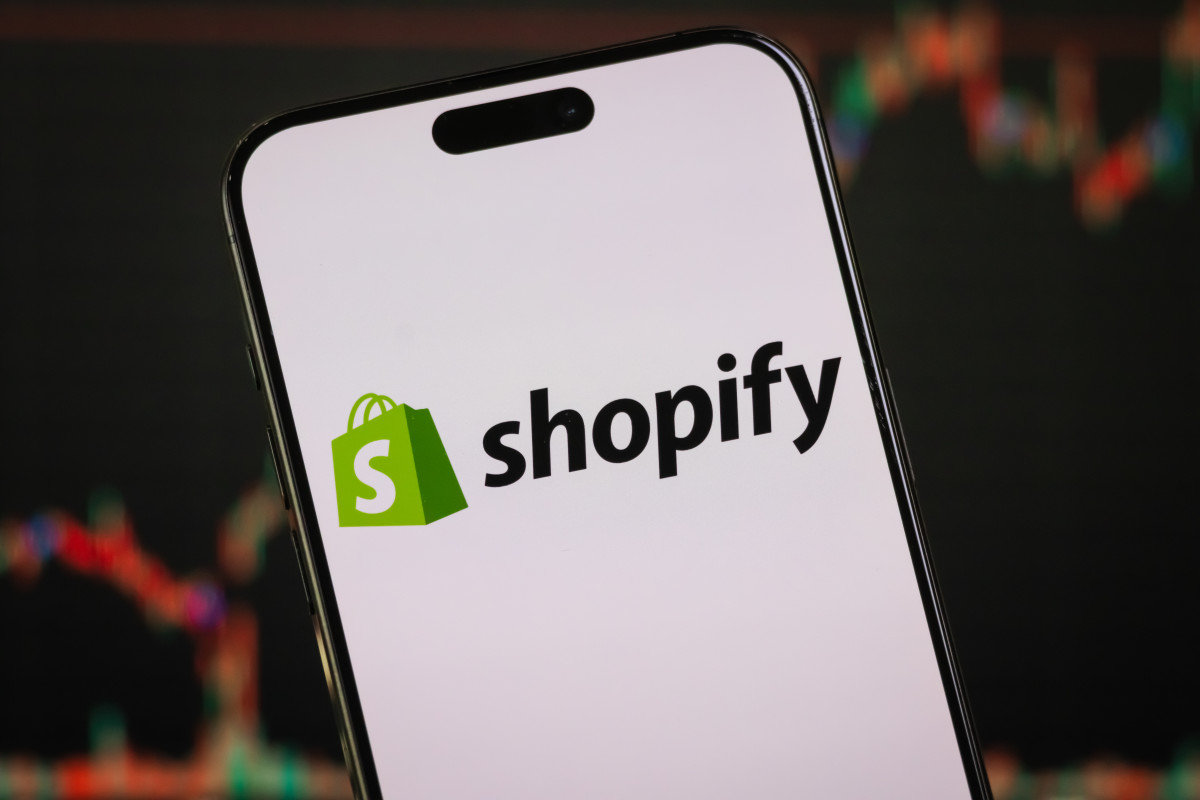 Must Read: Shopify Removes Ye Website Selling Swastika Shirts, Pete Davidson Is Reformation's 'Official Boyfriend'