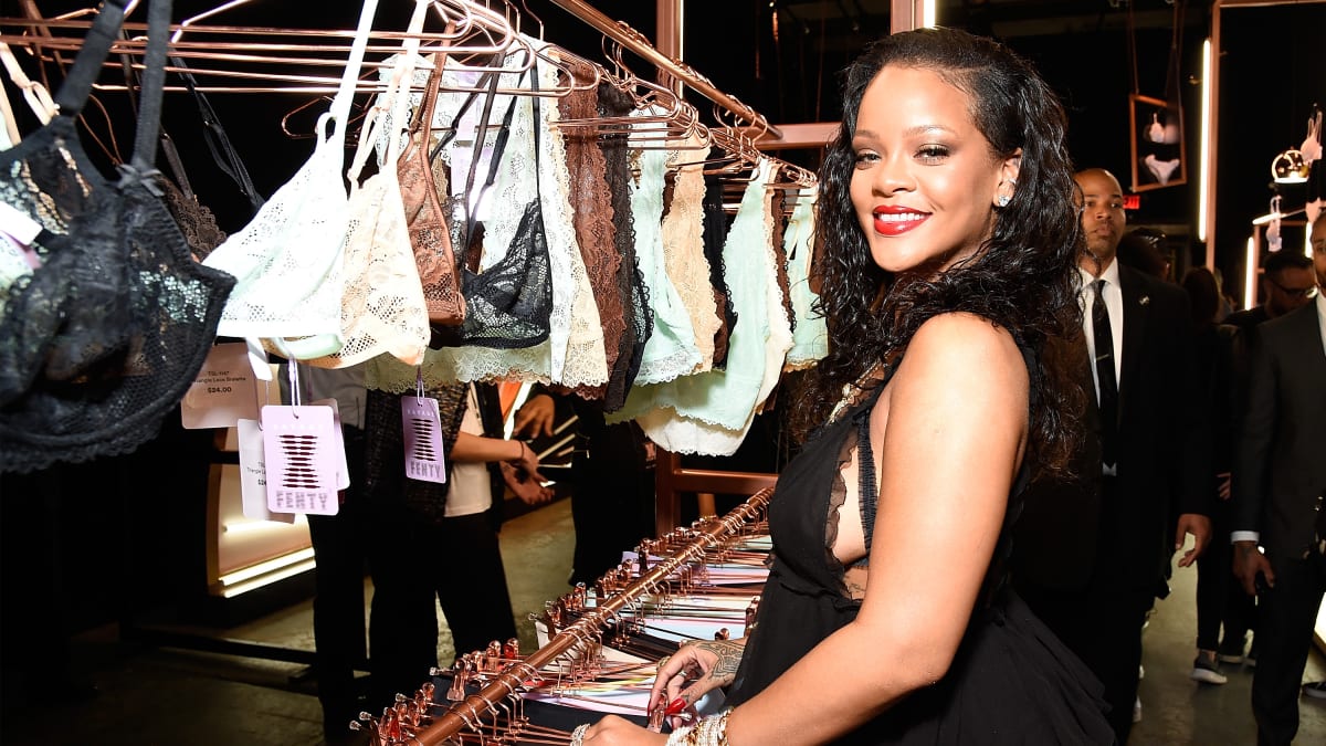 Must Read: Rihanna Considers Savage x Fenty IPO, Blush Is Trendy on TikTok