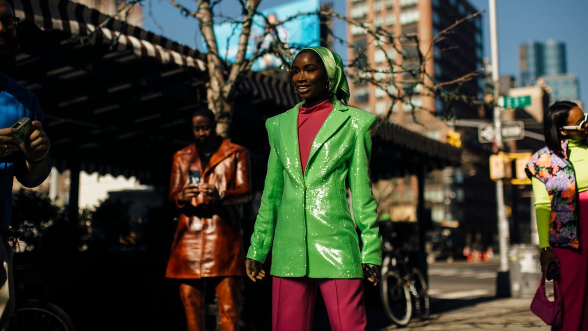 The 42 Best Beauty Looks From New York Fashion Week Street Style