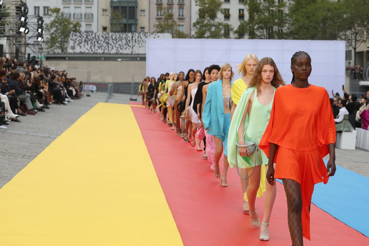 Must Read: The Spring 2023 Fashion Week Size Report, Sephora Is Coming To The U.K.
