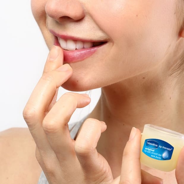 Photo: @vaselinebrand/Instagram