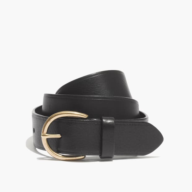 Madewell medium perfect leather belt, $45, available at Madewell