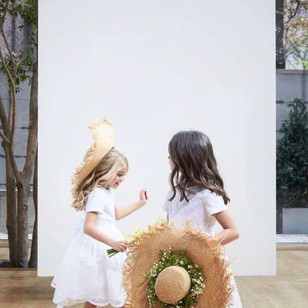 Flower girls with Gigi Burris straw hats worn for Oscar de la Renta Bridal's Spring 2017 runway show. Photo: @gigiburris/Instagram