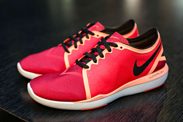 new hot nike shoes