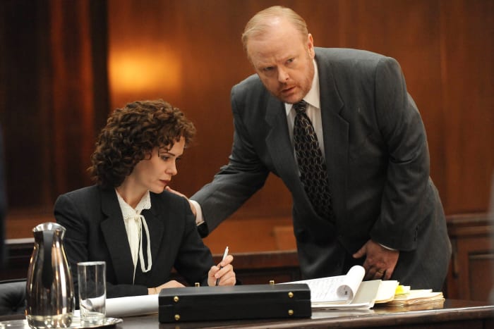 Marcia Clark (Sarah Paulson) ready for her live TV close-ups with Bill Hodgman (Christian Clemenson). Photo: Ray Mickshaw/FX