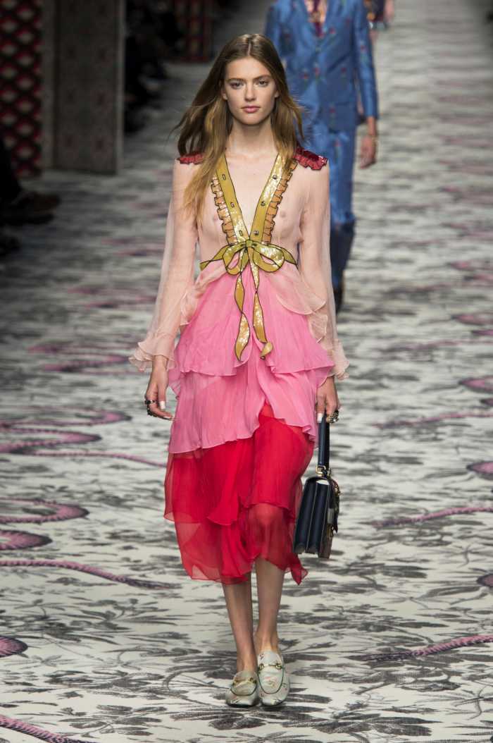 Dakota Johnson Wore the Best Gucci Dress on 'The Tonight Show ...