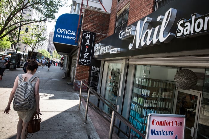 nail salon new york ave huntington