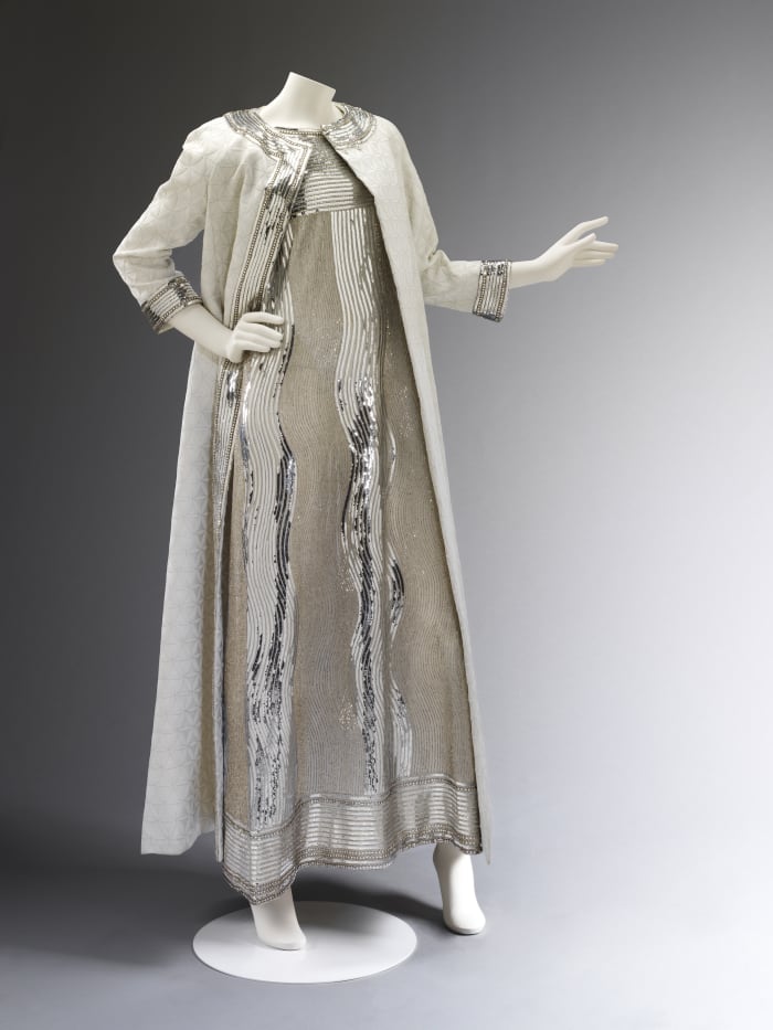 Mila Schön. Sequined evening dress and silk coat. Worn and given by Princess Stanislas Radziwill. Worn to Truman Capote’s Black and White Ball, 1966. Photo © Victoria and Albert Museum, London
