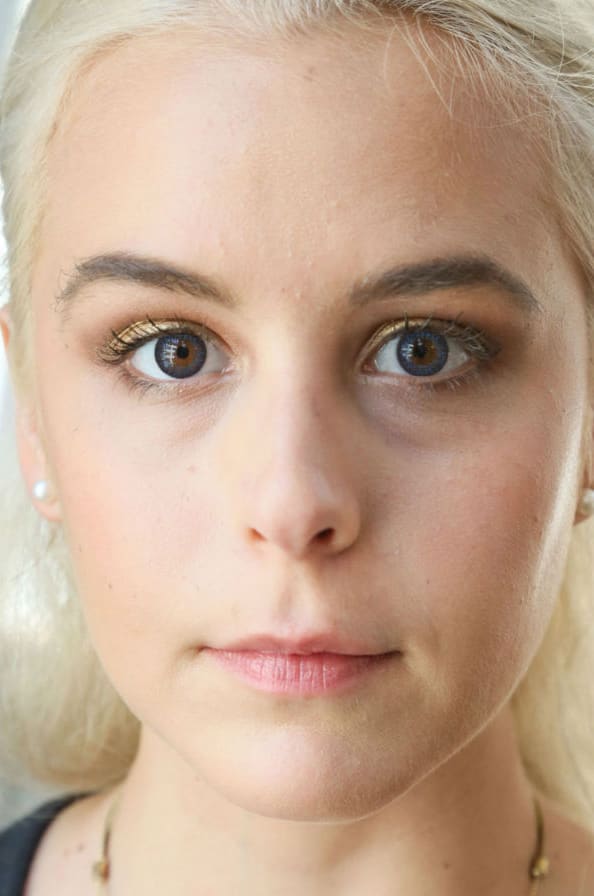 Model's eyes enhanced with AIR OPTIX® COLORS Color Studio.