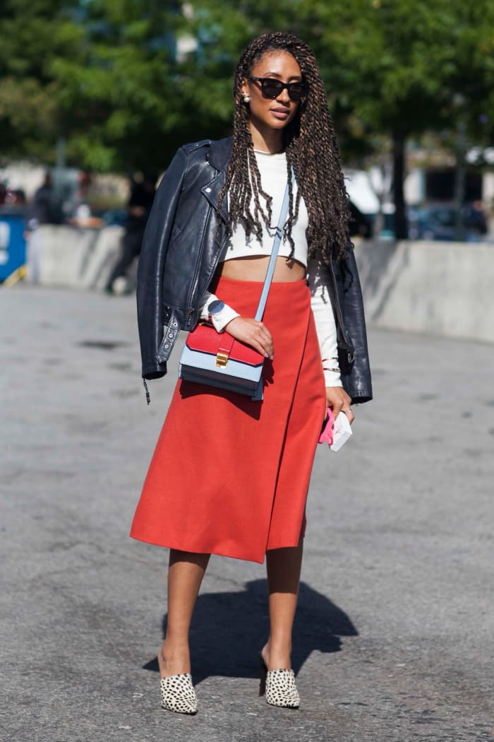 Teen Vogue's Elaine Welteroth in Theory top, Miu Miu bag and Jenni Kayne shoes. Photo: Emily Malan/Fashionista