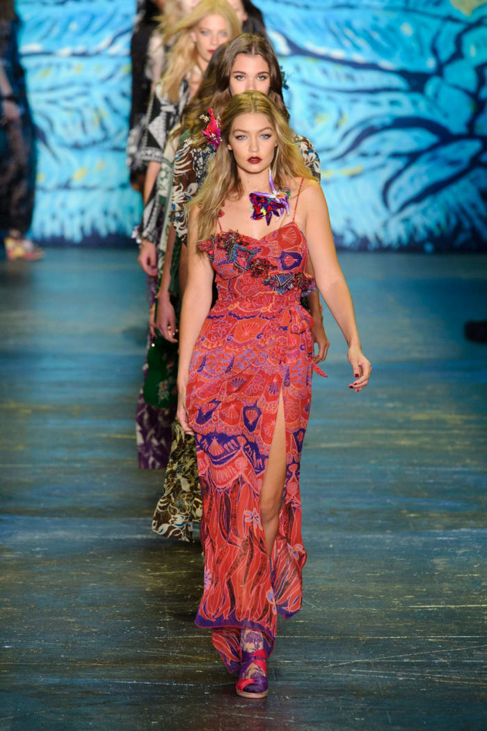 Anna Sui on Her Favorite Models, the Importance of Brick & Mortar and ...