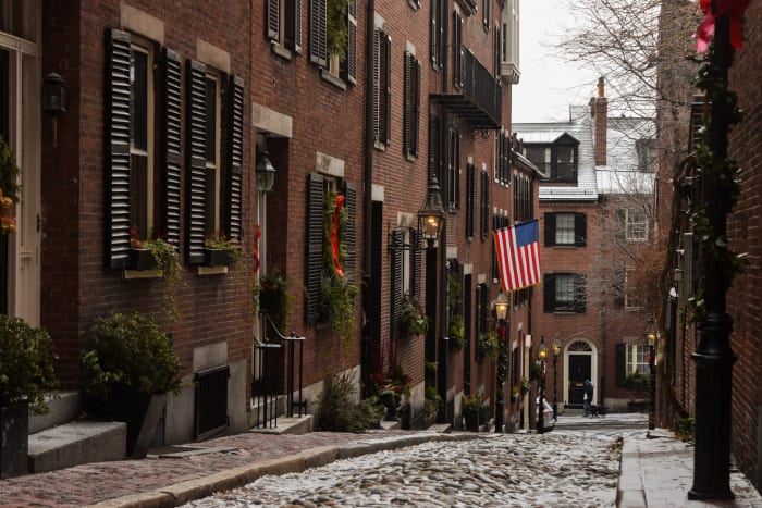 A snow-dusted Beacon Hill in Boston. Photo: Guilherme Nicholas