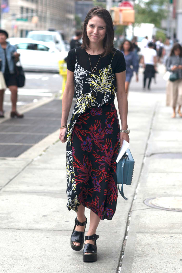 Elle.com's Ruthie Friedlander in Tanya Taylor dress with Mark Cross bag. Photo: Emily Malan/Fashionista