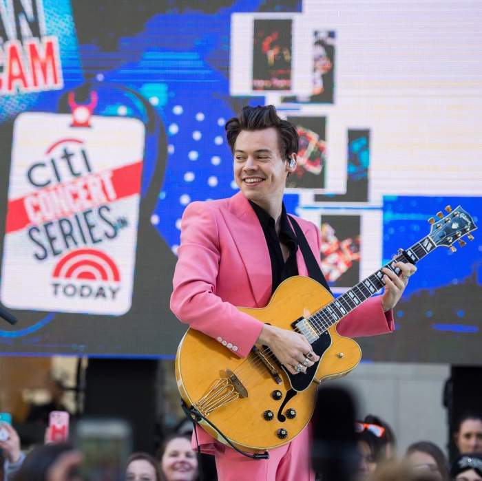 Harry Styles in Edward Sexton performing on "Today" on May 9, 2017 in New York City. Photo: @todayshow/Instagram
