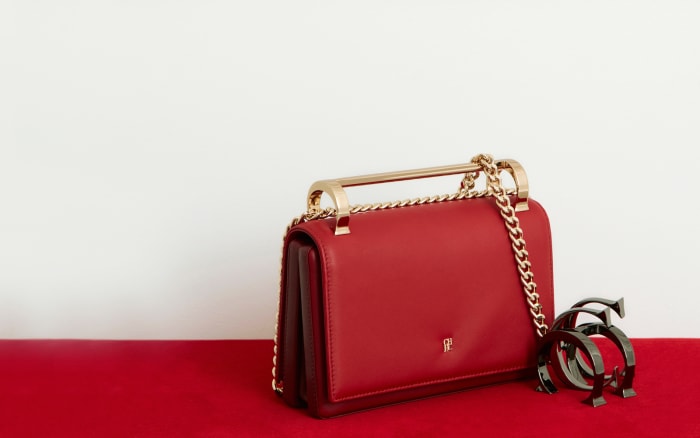 ch carolina herrera bags shop online