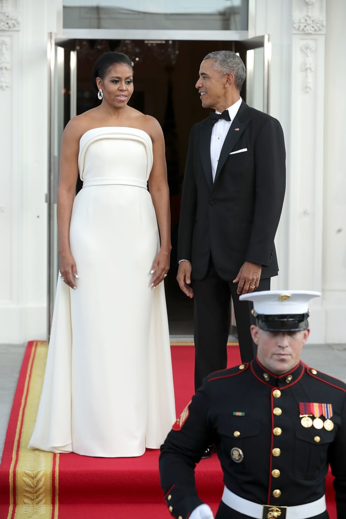 The Obamas await Prime Minister Lee Hsien Loong of Singapore and his wife Ho Ching at the White House. Photo: Chip Somodevilla/Getty Images