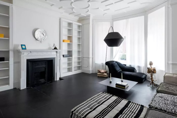 Want interior decoration. Photo: Airbnb